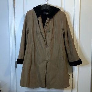 Beautiful Brown Coat | Size: S